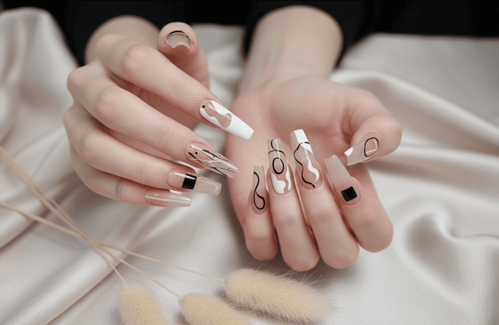 Mẫu nail Vuông Dài Trừu Tượng Nền Trong Suốt