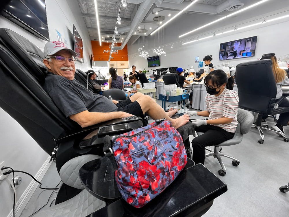 Avalon Nail Bar