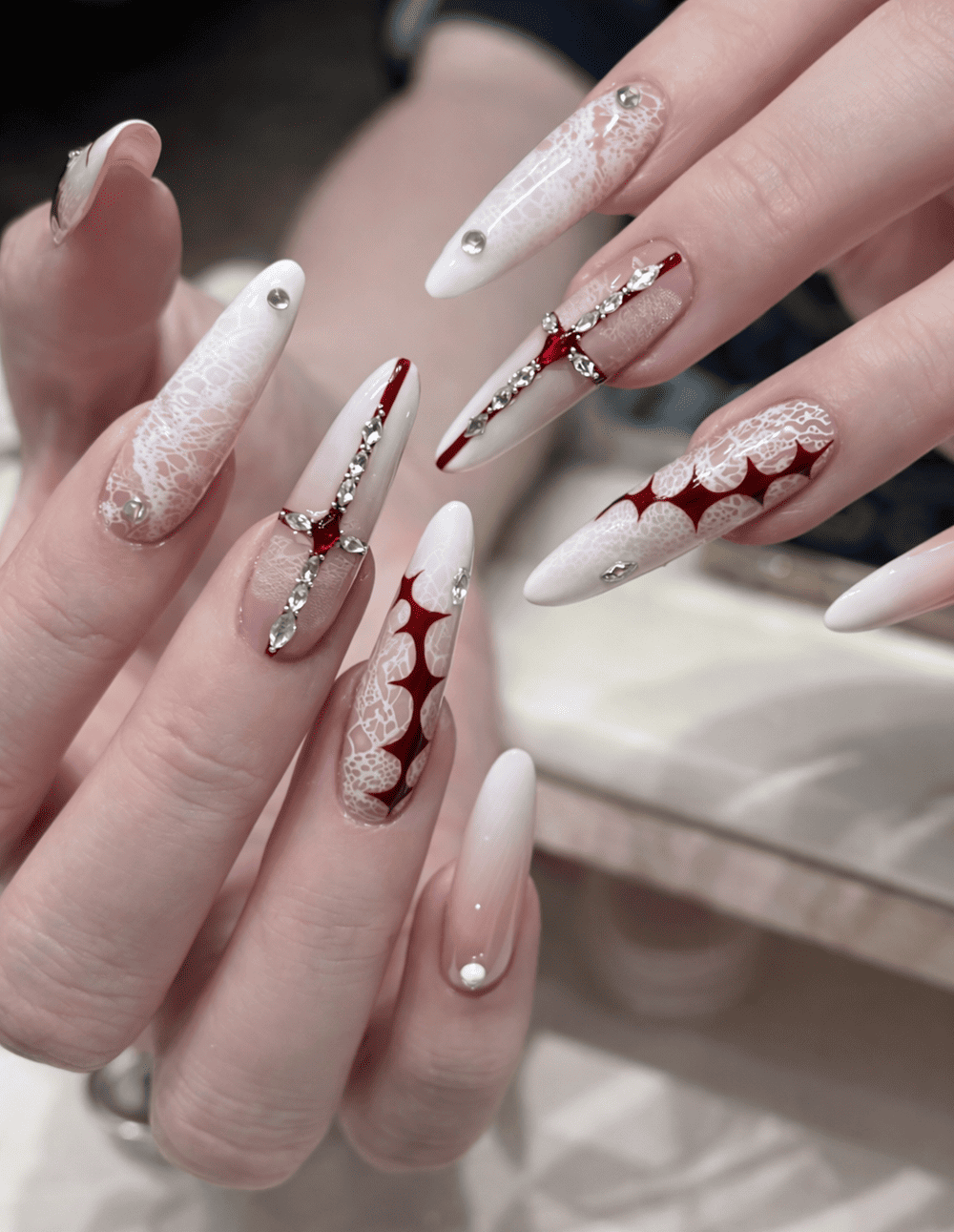 mẫu nail y2k bên tiệm Rin Nail