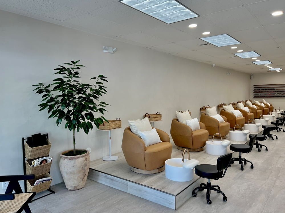 Milavu Nail Studio