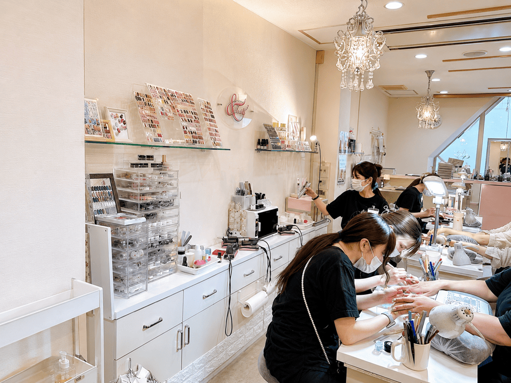 Discover Top Nail Salon in Da Nang for Tourists