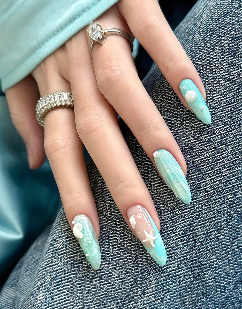 Aqua Seashell Beachy Nail Design