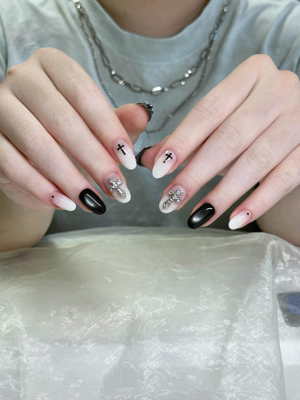 Black and White Cross Charm Y2K Nails