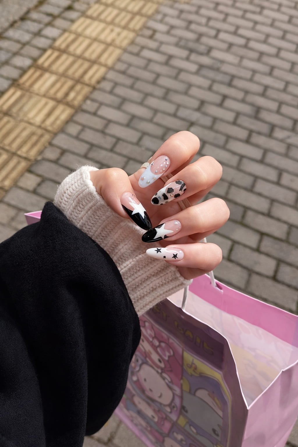 Black Star Cow Print Y2K Nail