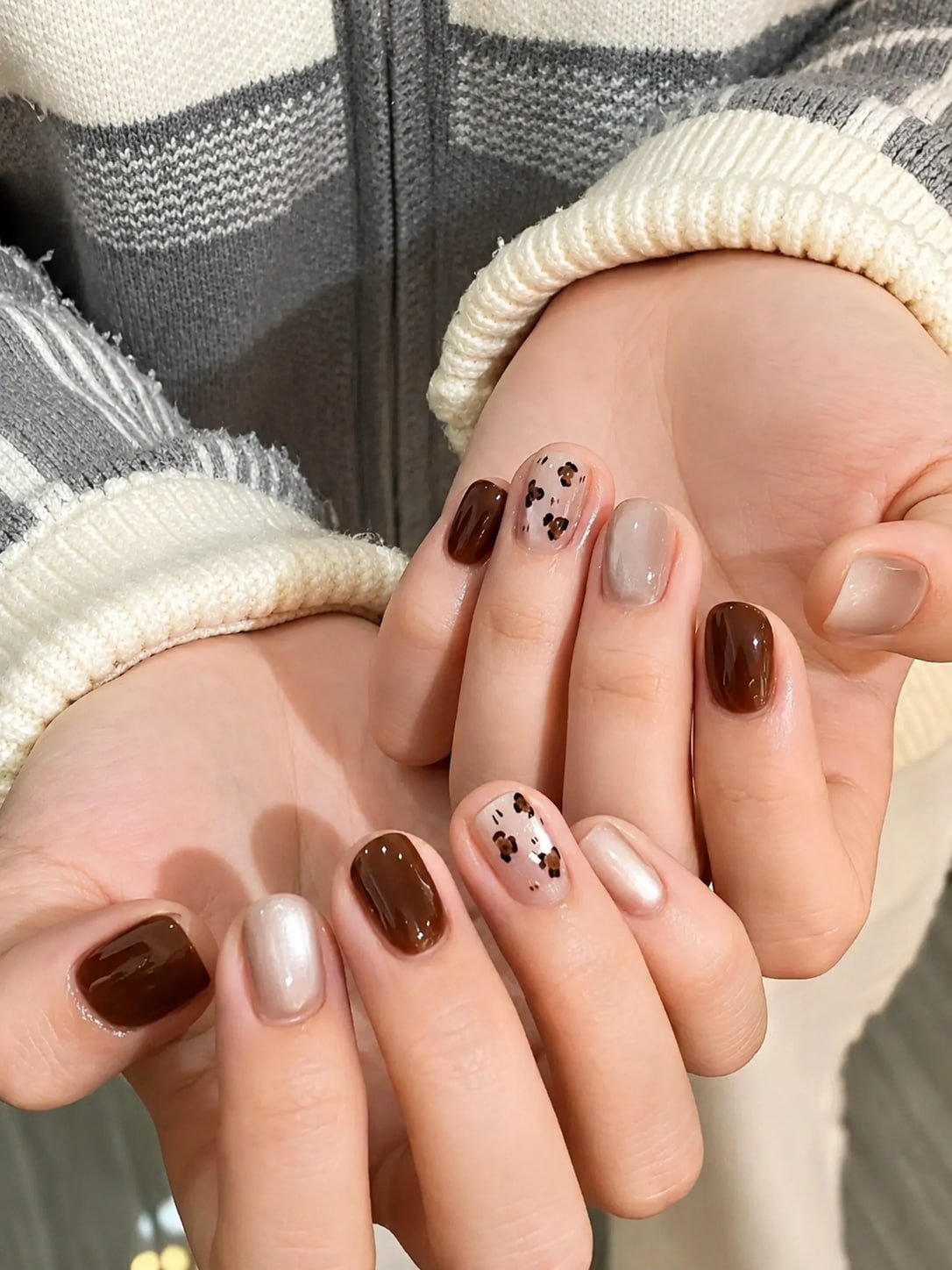 Brown and Nude Leopard Print Fall Nail Design for Short Nails