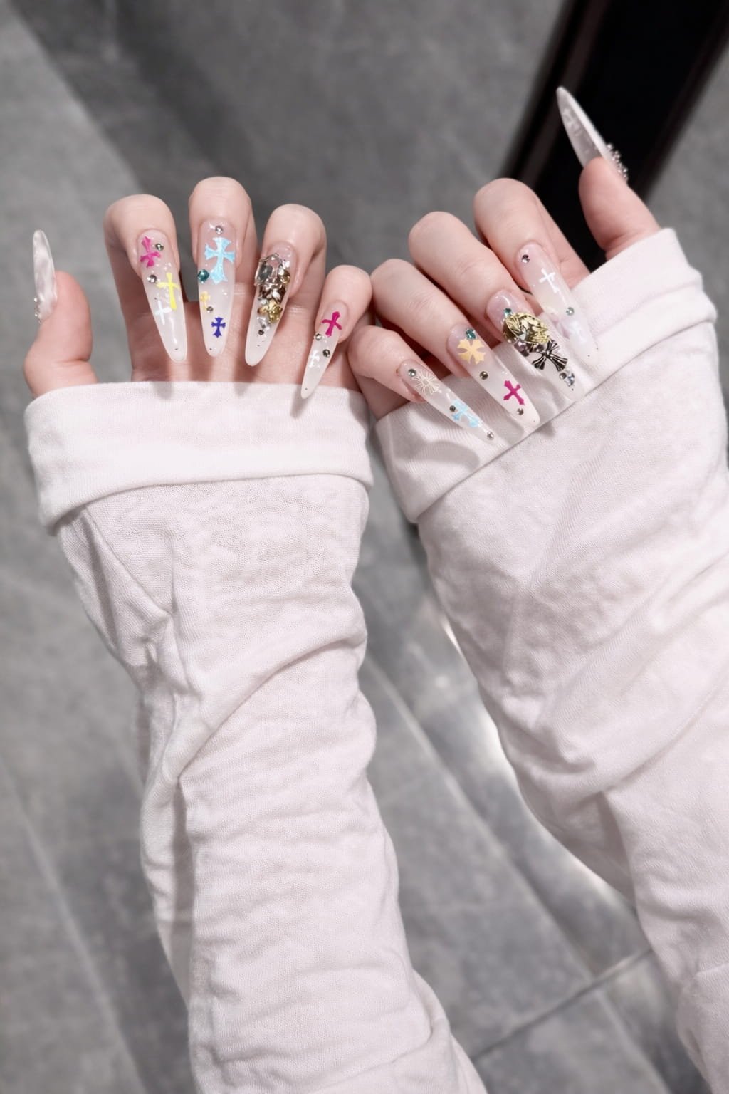 Colorful Cross Charm Y2K Nail