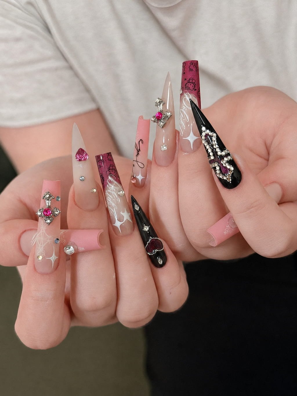 Pink and Black 3D Charm Y2K Nails
