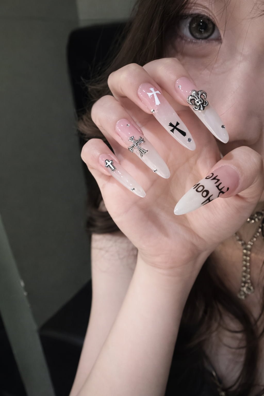 White Chrome Cross Y2K Nail