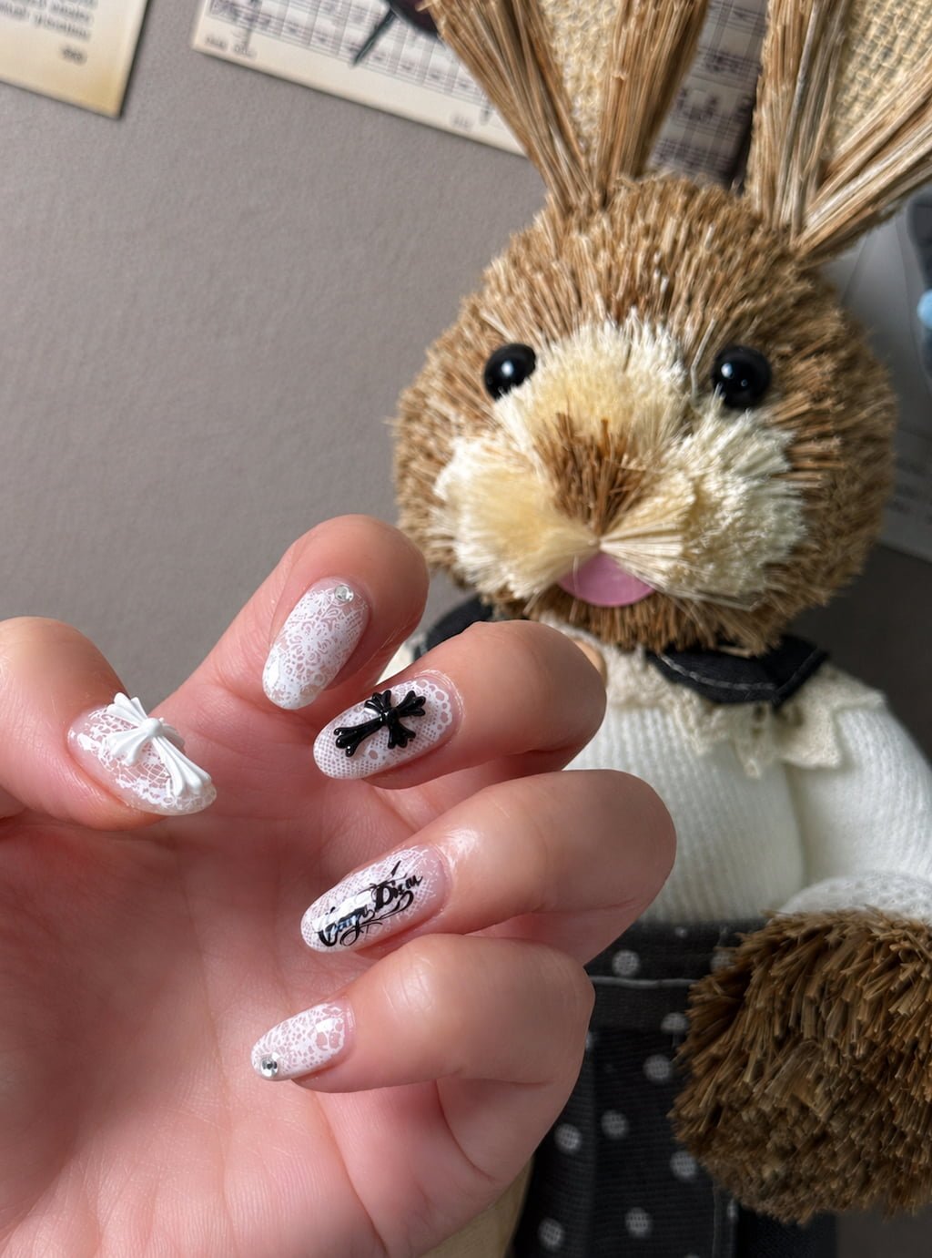 White Lace Bow Y2K Nails